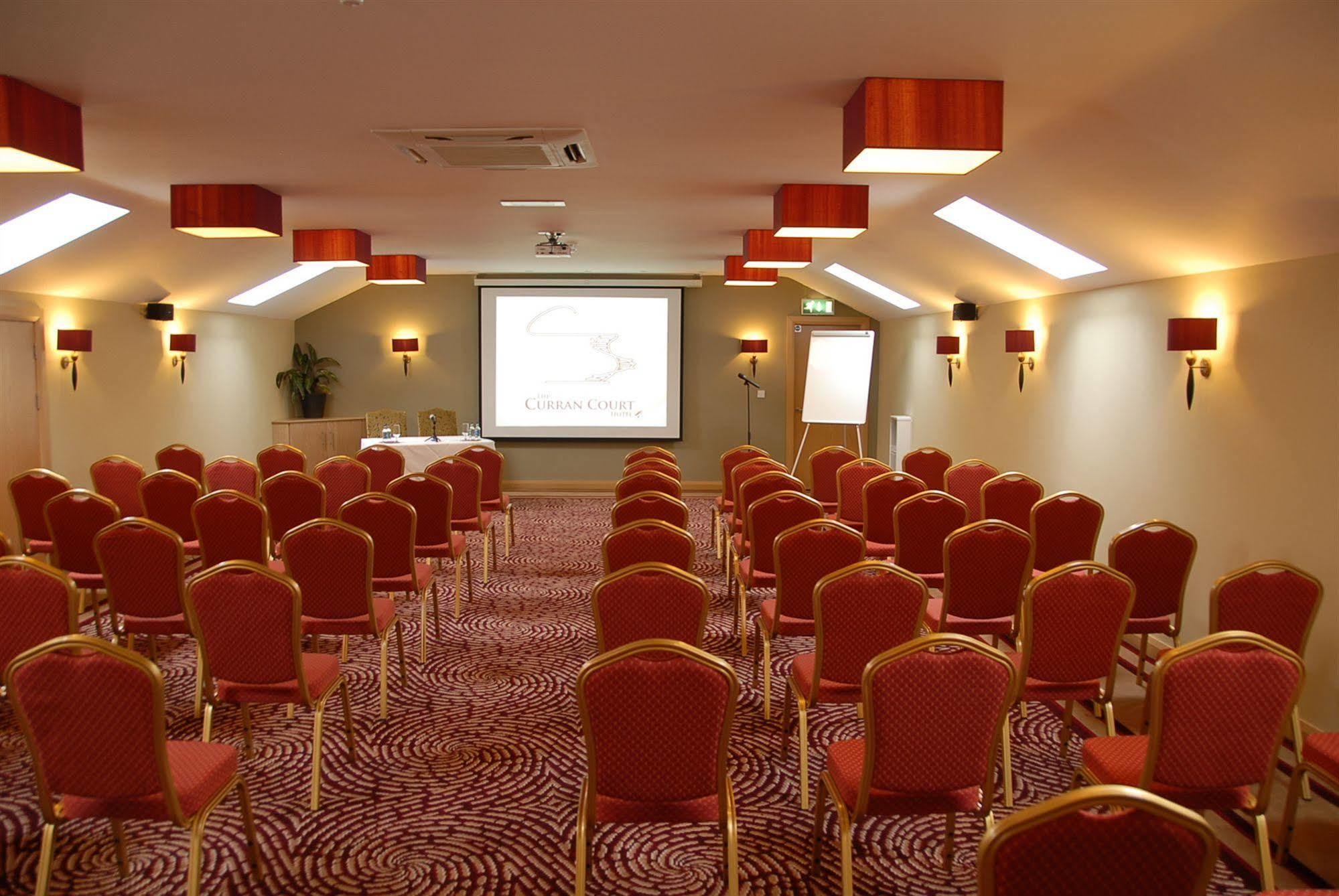 Curran Court Hotel Ларн Екстериор снимка